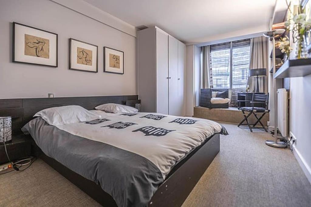 Victor Hugo Carrefour Pompe 16e Proche Etoile Et Tour Eiffel Appartement