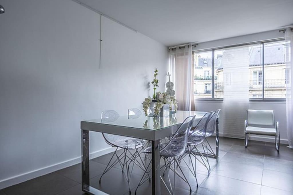 Appartement Victor Hugo Carrefour Pompe 16e Proche Etoile Et Tour Eiffel