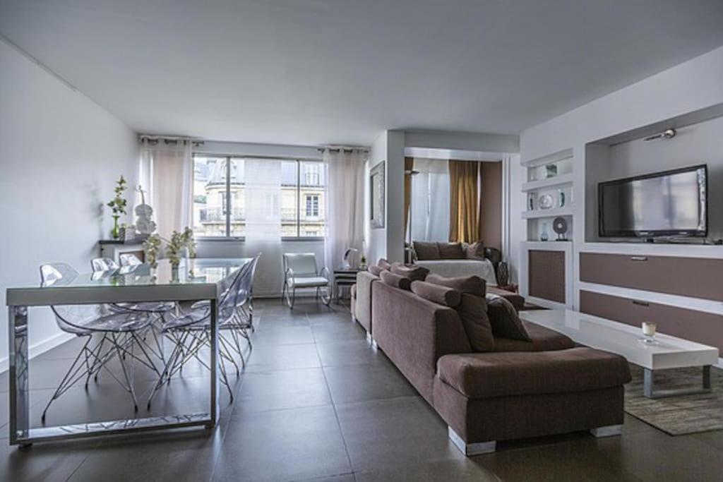 Victor Hugo Carrefour Pompe 16e Proche Etoile Et Tour Eiffel Appartement Parijs